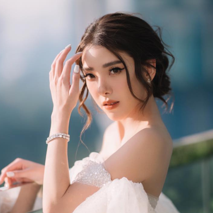 คุณบูบี วารีนิธิ กันท์ไพบูลย์ เซเลบริตี้ชื่อดัง แชร์ความประทับใจหลังทำโปรแกรมยกกระชับผิวหน้า Ulthera Prime เครื่องรุ่นใหม่ล่าสุดที่ Mediglow Clinic